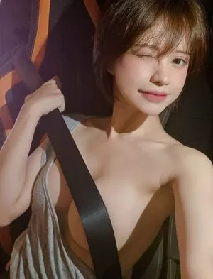 Pingping 2011 / Kawai Binh / ping.cos / pingpinggg2011 nude photo #0133