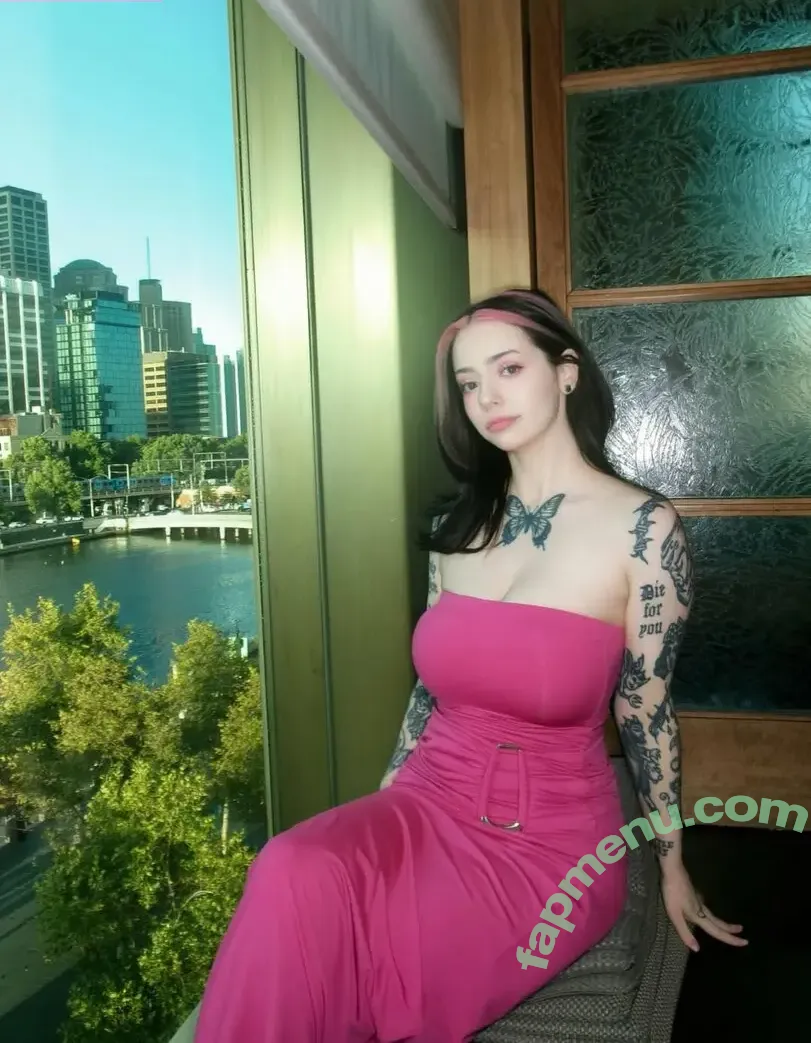 pink_princess_tk nude photo #0016 (taylah kelly / usernametk_)