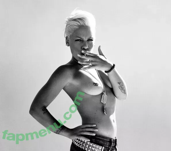 Pink nude photo #0100 (Alecia Beth Moore / pinksuicide)