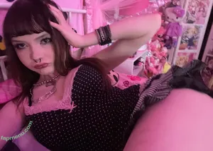 pinkam3na / pinkamena_the_cupcakemaker nude photo #0080
