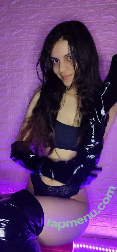 PinkAndromedaAsmr nude photo #0019 (PinkAndromedaAsmr)