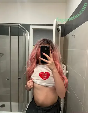  nude photo #0004