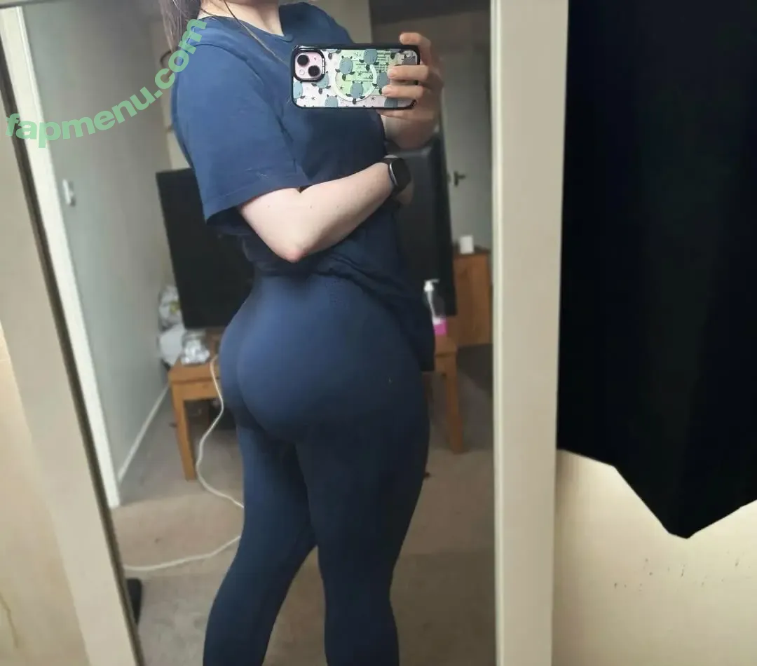 pinkf1aming0 nude photo #0001 (bethvictoria_xx)