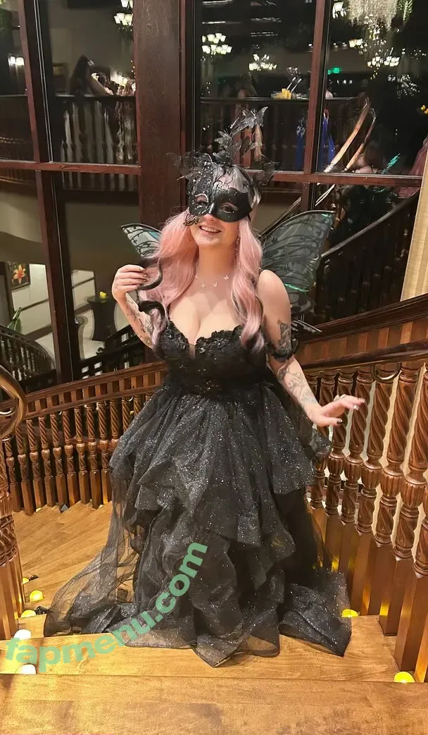 PinkHairedFox nude photo #0016 (PinkHairedFox)