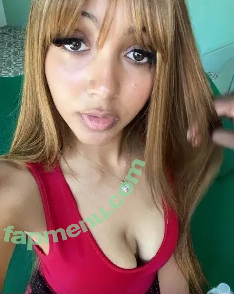PinkPantheress nude photo #0046 (aloe_vera)