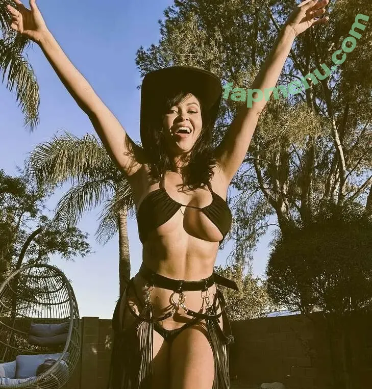 Pinksaltmoon nude photo #0046 (lunalyrik / pinksaltmoon2 / pinksaltmoonof)