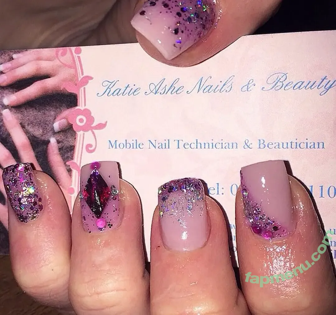 PinkSparkles nude photo #0097 (pink_sparkles / pnkysparkles / twitch_pink)