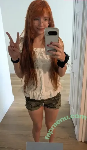 pinksweets8 / EllenZappa nude photo #0026