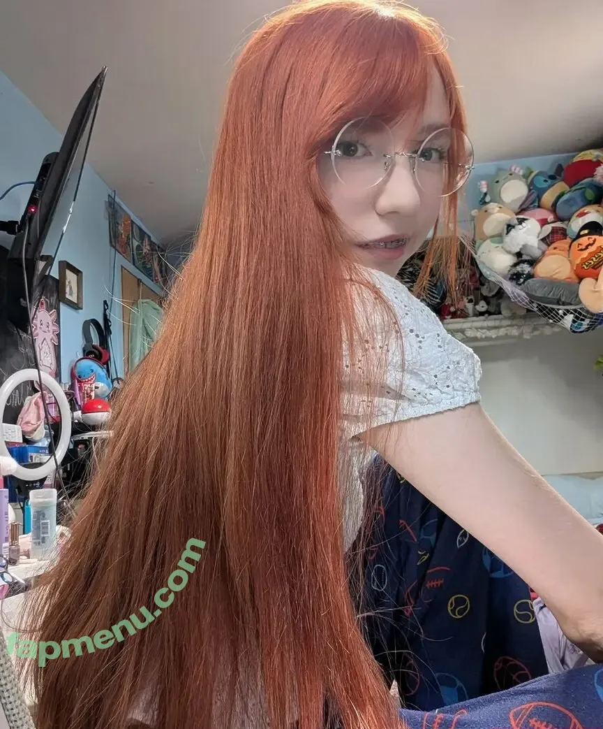 pinksweets8 nude photo #0020 (EllenZappa)