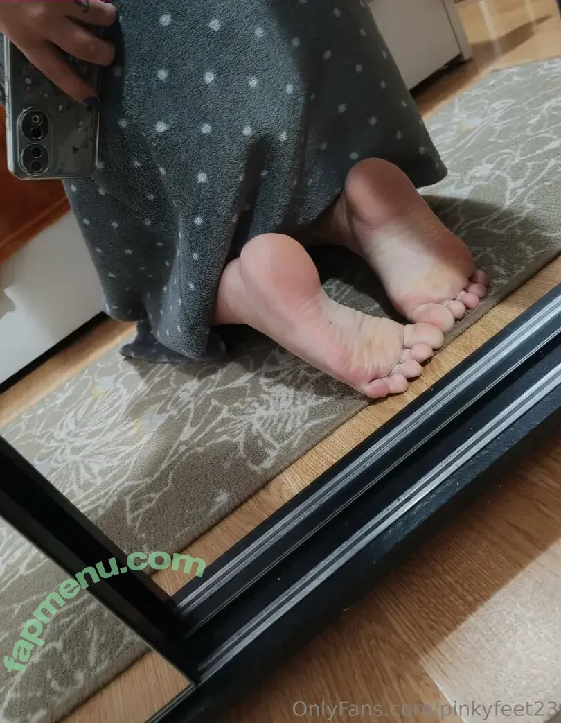 pinkyfeet23 nude photo #0007 (pinky23280)