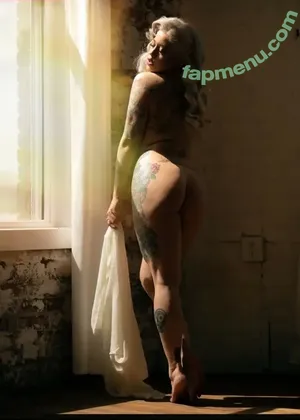 Pinup Cortney / pinup.cortney / pinupcortney nude photo #0045