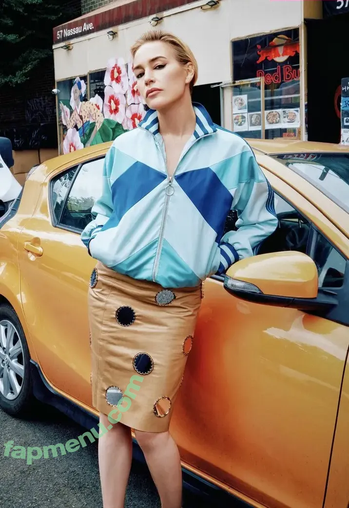 Piper Perabo nude photo #0041 (piperperabo)