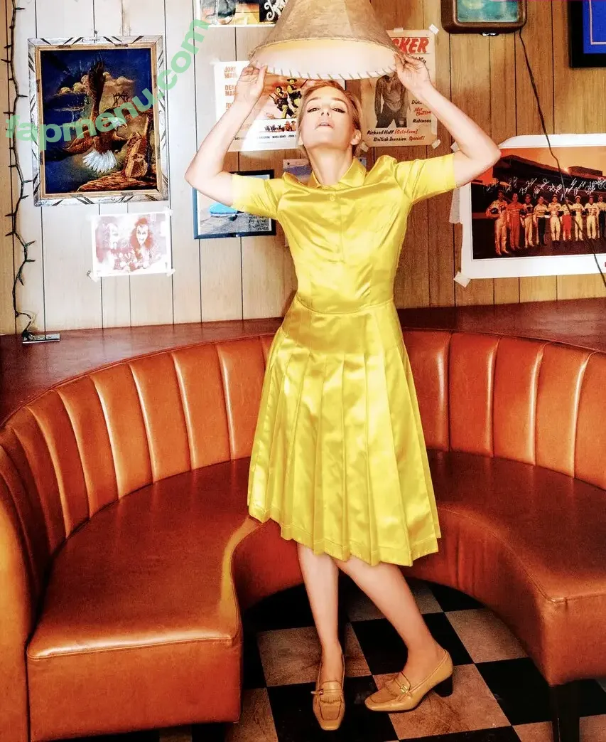 Piper Perabo nude photo #0043 (piperperabo)