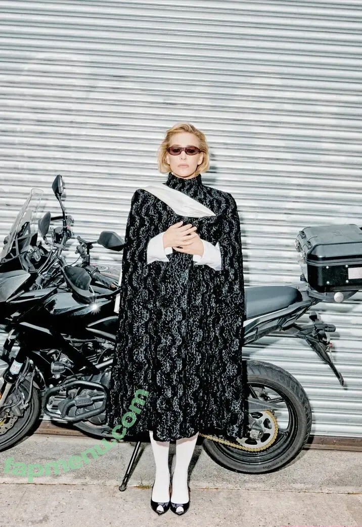 Piper Perabo nude photo #0045 (piperperabo)