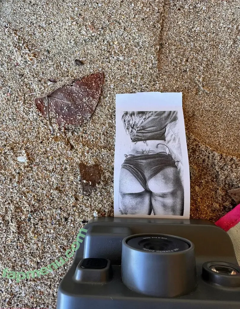 pipergetscrafty nude photo #0178 (piper_makes_stuff)