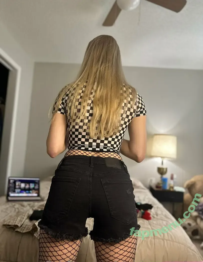 piperisyourhofree nude photo #0046 (pipersolstice)
