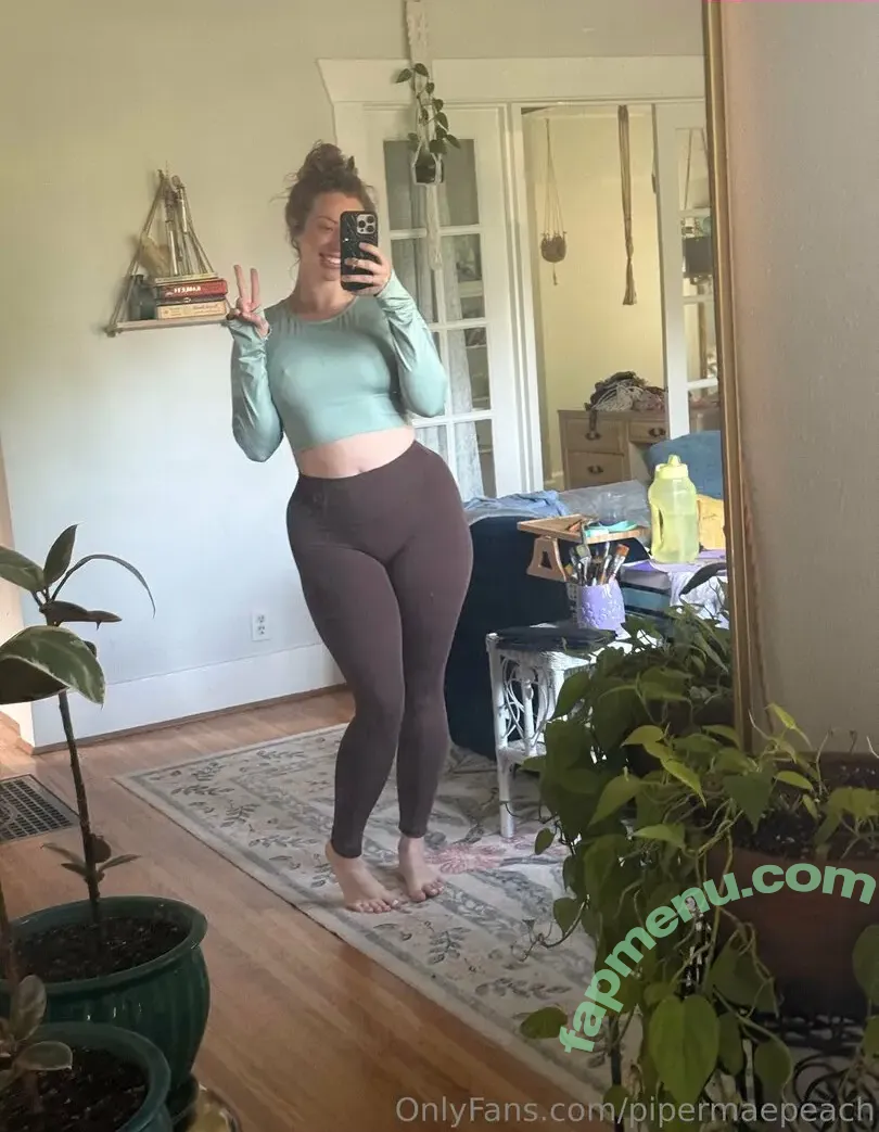 PiperMaePeach nude photo #0319 (pipermach / pipermaepeachy)