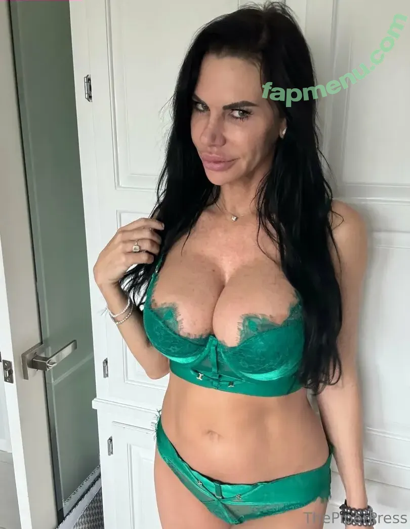 piperpressmn nude photo #0002 (piperpressmn)