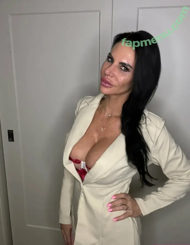piperpressmn nude photo #0011 (piperpressmn)