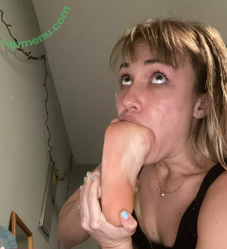 piperscutefeet nude photo #0022 (_piperfox_)