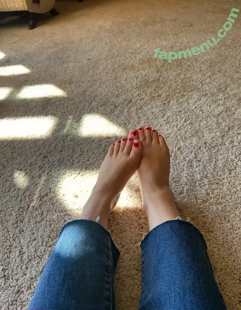 piperscutefeet nude photo #0147 (_piperfox_)