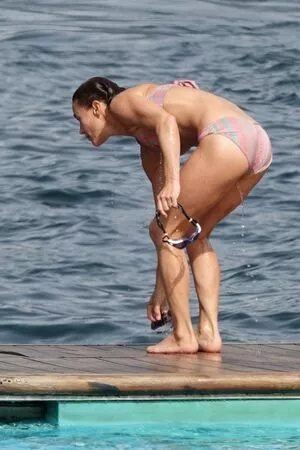 Pippa Middleton / pippa.middleton.matthews nude photo #0003