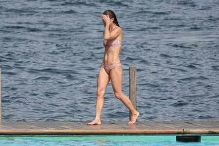 Pippa Middleton / pippa.middleton.matthews nude photo #0005