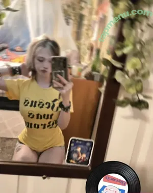 pipssqueakss nude photo #0893