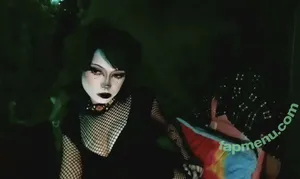 pipssqueakss nude photo #0927