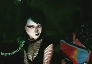 pipssqueakss nude photo #0929