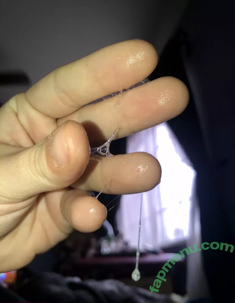 pissqu33n nude photo #0068 (pissqu33n)