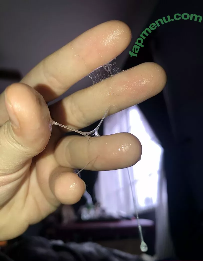 pissqu33n nude photo #0069 (pissqu33n)