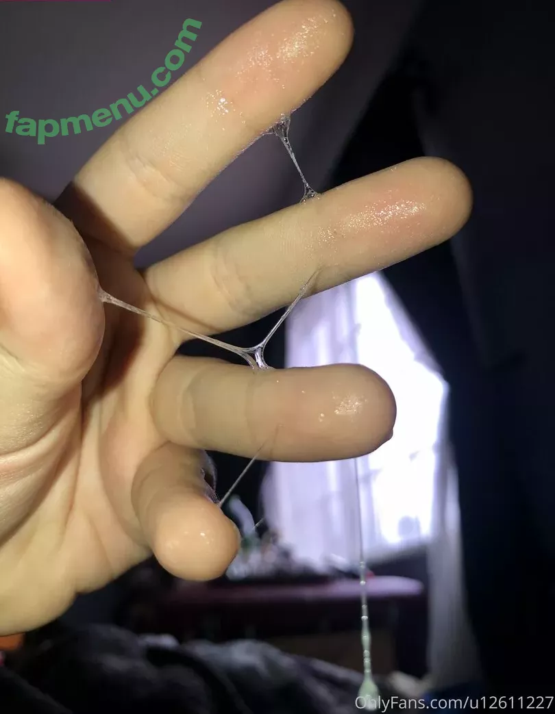 pissqu33n nude photo #0070 (pissqu33n)