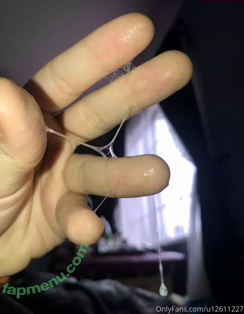 pissqu33n nude photo #0071 (pissqu33n)