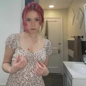 pitifulfairy / content / emeleedahla / tiktoker nude photo #0002