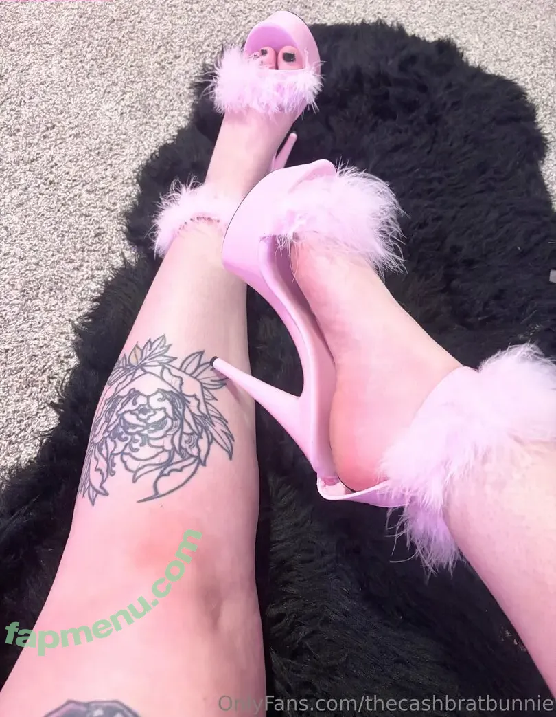 pixelbunniee nude photo #0039 (pixelbunniee)