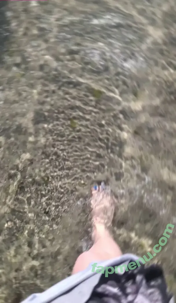 Pixelsmixel nude photo #0159 (Pixelsmixel)