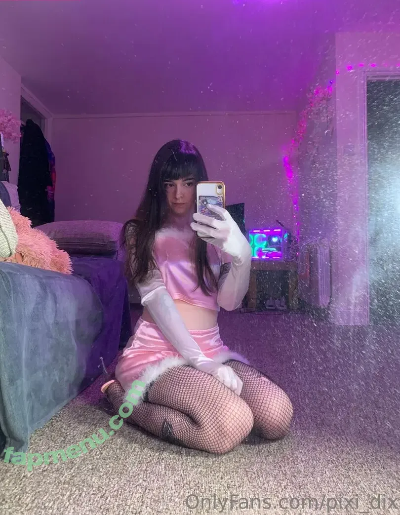 pixi_dix nude photo #0039 (lily_padding)