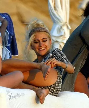Pixie Lott / pixielott nude photo #0072