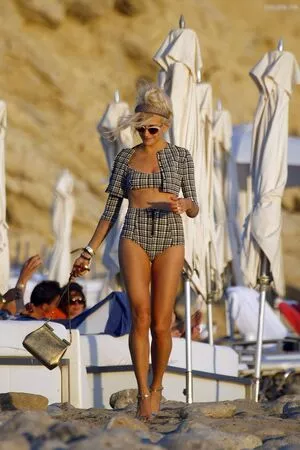 Pixie Lott / pixielott nude photo #0090