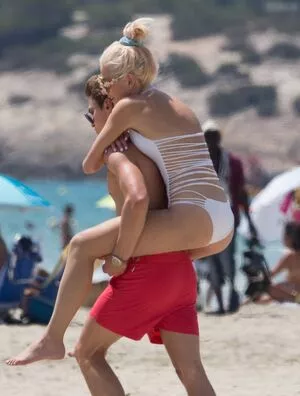 Pixie Lott / pixielott nude photo #0184