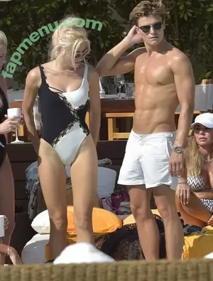 Pixie Lott / pixielott nude photo #0499