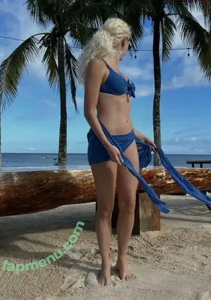 Pixie Lott / pixielott nude photo #0553