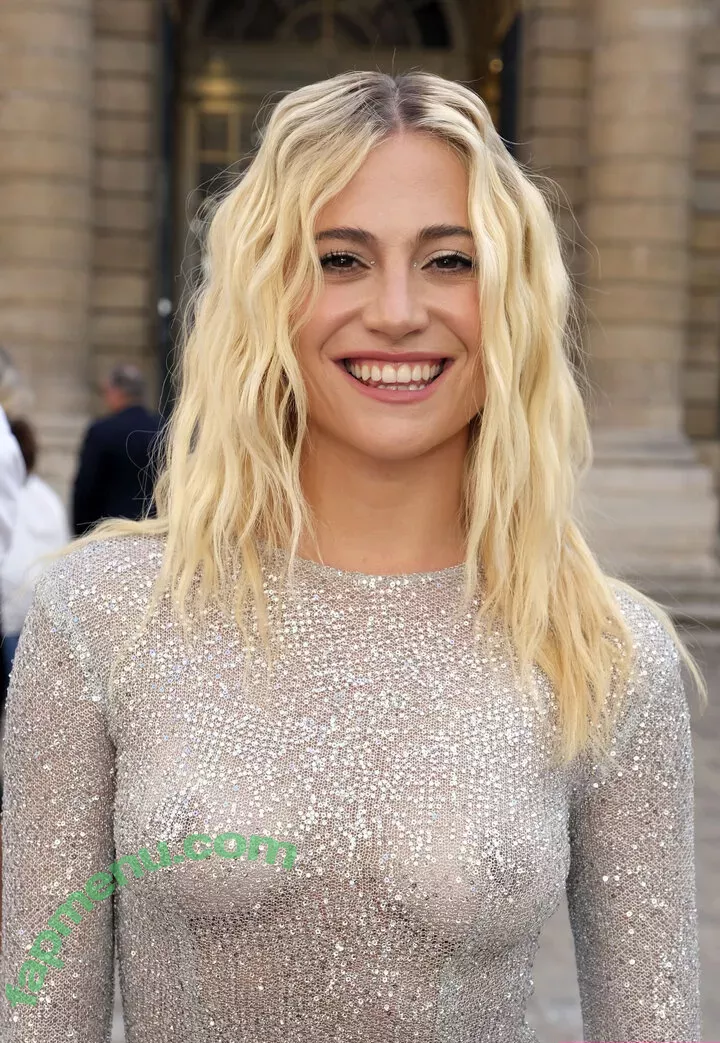 Pixie Lott nude photo #0052 (pixielott)