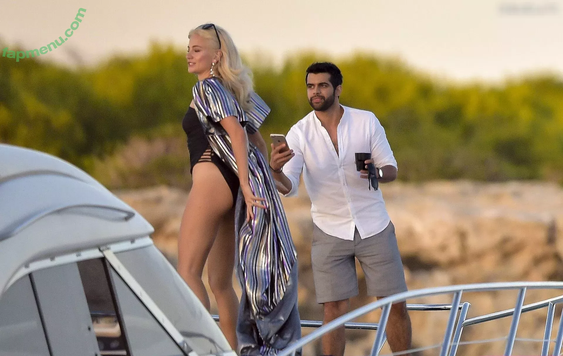 Pixie Lott nude photo #0069 (pixielott)