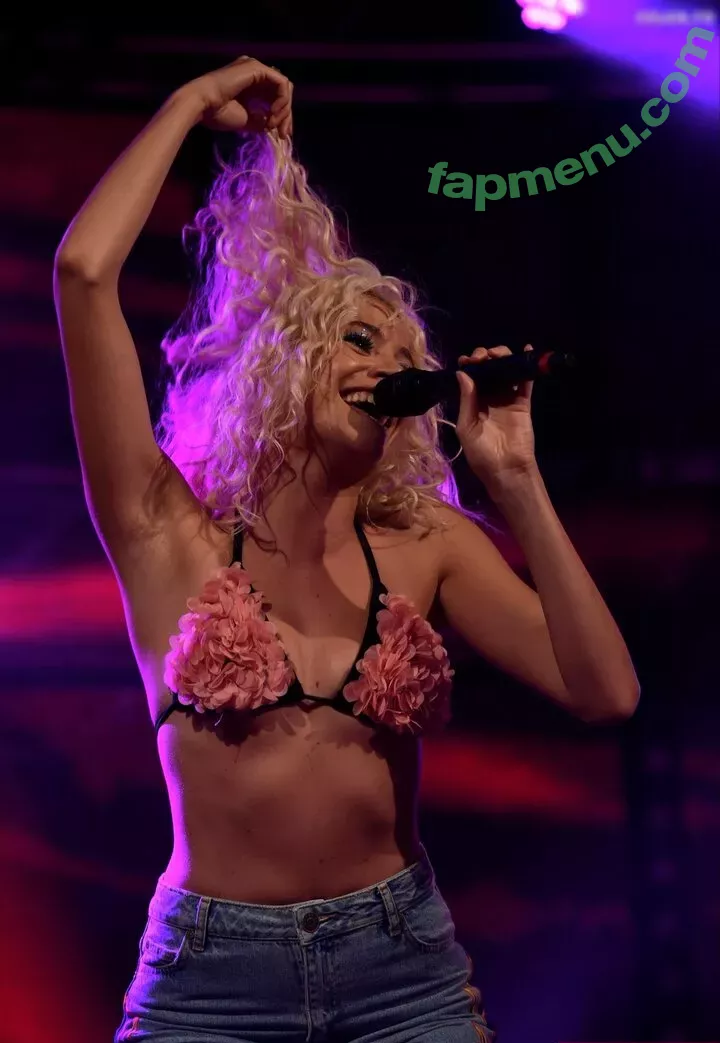 Pixie Lott nude photo #0172 (pixielott)