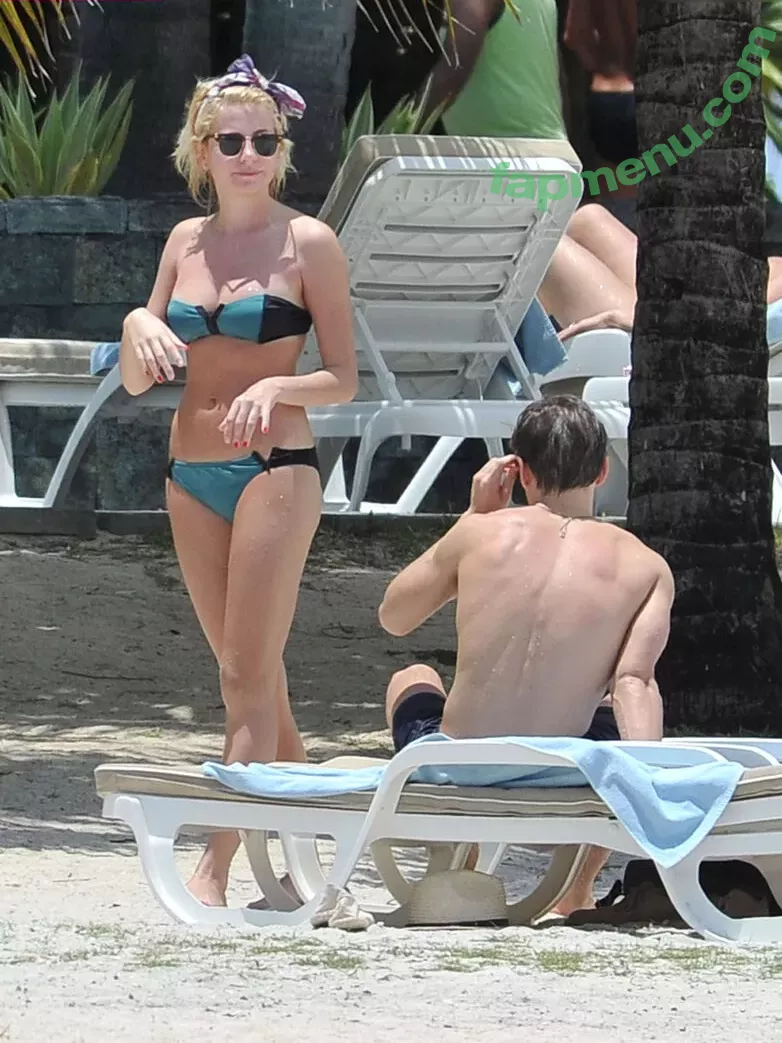 Pixie Lott nude photo #0236 (pixielott)