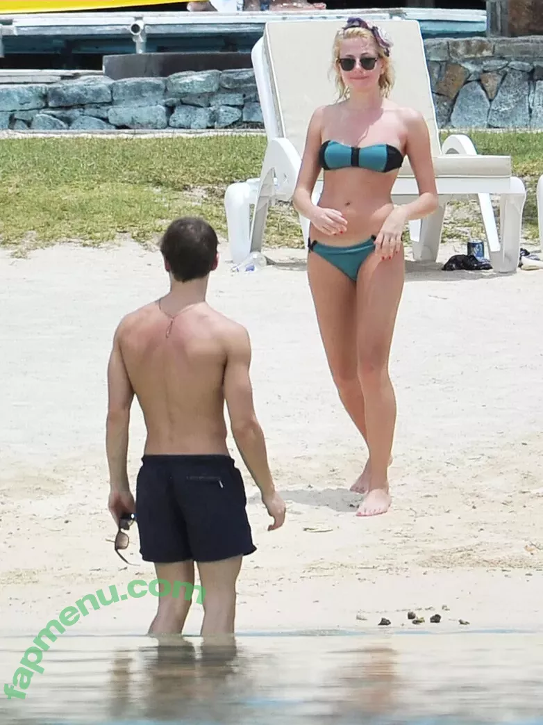 Pixie Lott nude photo #0241 (pixielott)