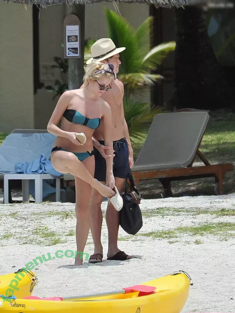 Pixie Lott nude photo #0254 (pixielott)