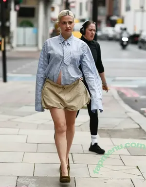 Pixie Lott / pixielott nude photo #0154
